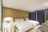 Brown Dot Hotel Cheongju Yongam Branch - parking