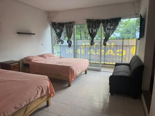 โรงแรม วาย พิซเซอเรีย คาซา อินน์