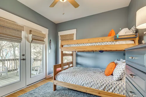 Spacious Coastal Gem on Oak Island 100 Yds to Sand - Beach