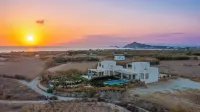 Plioni Villas & Suites - piscina