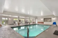 Comfort Inn & Suites Suwanee - Sugarloaf