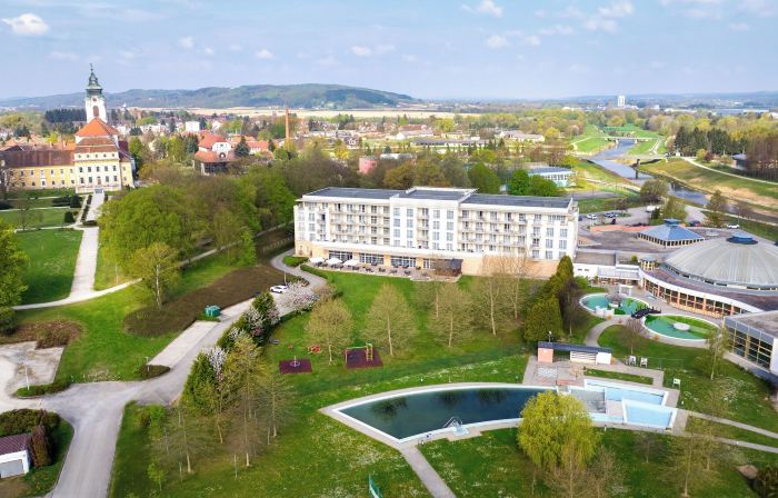 Gotthard Therme Hotel