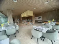Louis Kienne Hotel Cikarang - Desayuno
