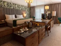 Eventhotel Pyramide Hotels near 23. Liesing