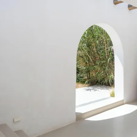 Hotiday Mykonos South Coast Отели рядом с достопримечательностью «Ночной клуб Cavo Paradiso»