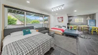Pocheon la VIE En Rose Pension - Mountain view