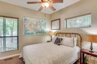 Lakefront Winnsboro Home w/ 20+ Acres! - 3-Star