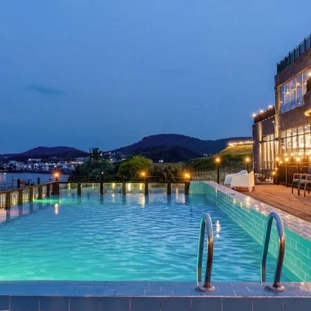 Pohang Dongbaek Pension