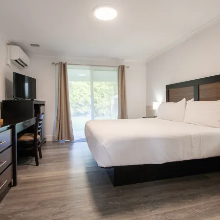 Hamptons Vacation Inn