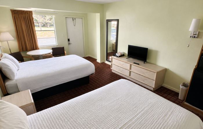 Sebring Inn