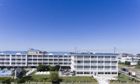La Mer Beachfront Resort