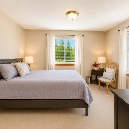 Farmhouse in Plain 2 Bedroom Home by NW Comfy Cabins by RedAwning