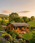 Rural cosy cabin with log burner on the lowlands of the famous Malvern Hills. - 3-Sterne