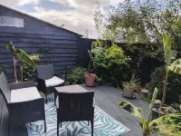 1-Bed Apartment - Sleeps 2 & Private Parking - Apartments