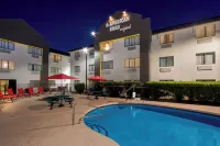 Super 8 by Wyndham - Mesa/Gilbert - piscina