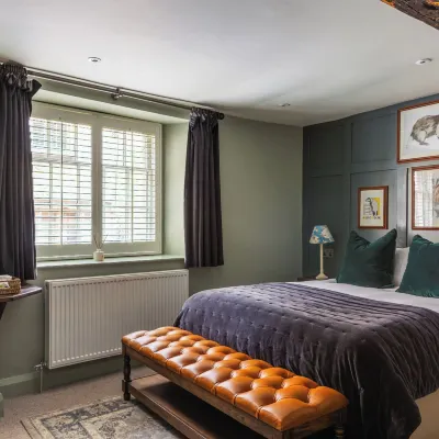The Bell at Stow Hotels near Market Square