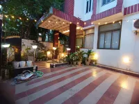 Hotel Viraat Inn - navetta aeroportuale