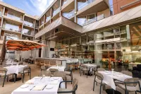 Shore Hotel - breakfast