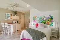 Lanai, Pool Access! Naples Studio Near Beach - Condos