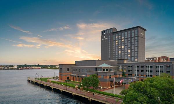 Renaissance Portsmouth-Norfolk Waterfront Hotel