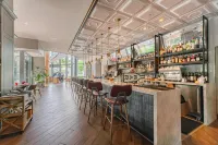 The Westin at the Woodlands® - Barer