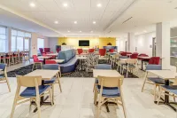 Home2 Suites by Hilton Crestview I-10 - Pools