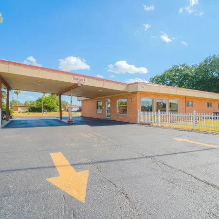Vali Ho Motel by OYO Weslaco Mercedes