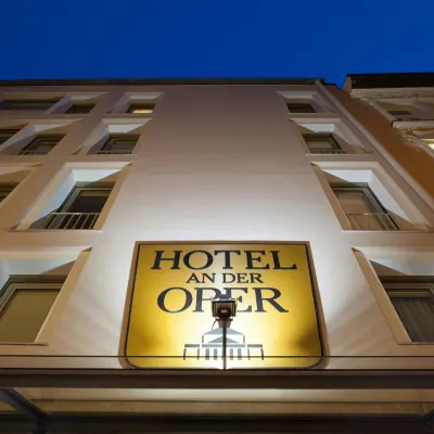 Hotel an der Oper Hotels near Mariensäule