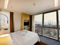 Tango Arjaan by Rotana Hotels near Maltepe