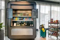 Moxy Berlin Airport - bar