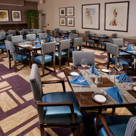 DoubleTree by Hilton Chicago O'Hare Airport-Rosemont