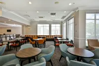 Hilton Garden Inn Gulfport Airport - breakfast