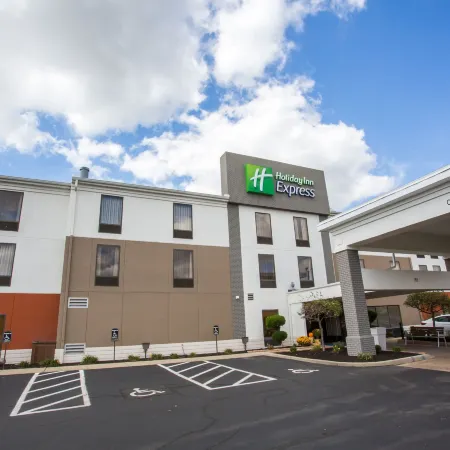 Holiday Inn Express WILMINGTON by IHG