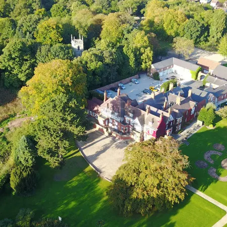 Healing Manor Hotel