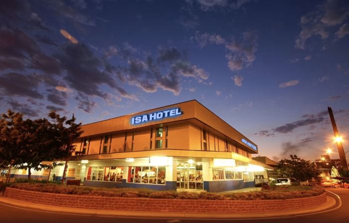 Isa Hotel