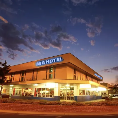 Isa Hotel