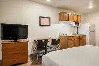 WoodSpring Suites Houston la Porte - 2-Star