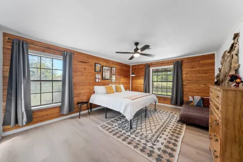 Casa Boots & Bubbly w/ Pool, Sleeps 14 - Wifi