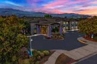 Holiday Inn Express & Suites CARPINTERIA by IHG - 3-Star