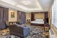 Quality Inn & Suites Garden of the Gulf