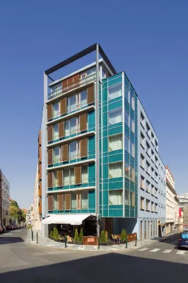 Mamaison Residence Downtown Prague Hotels near Franz Kafka - Rotating Head by David Cerny
