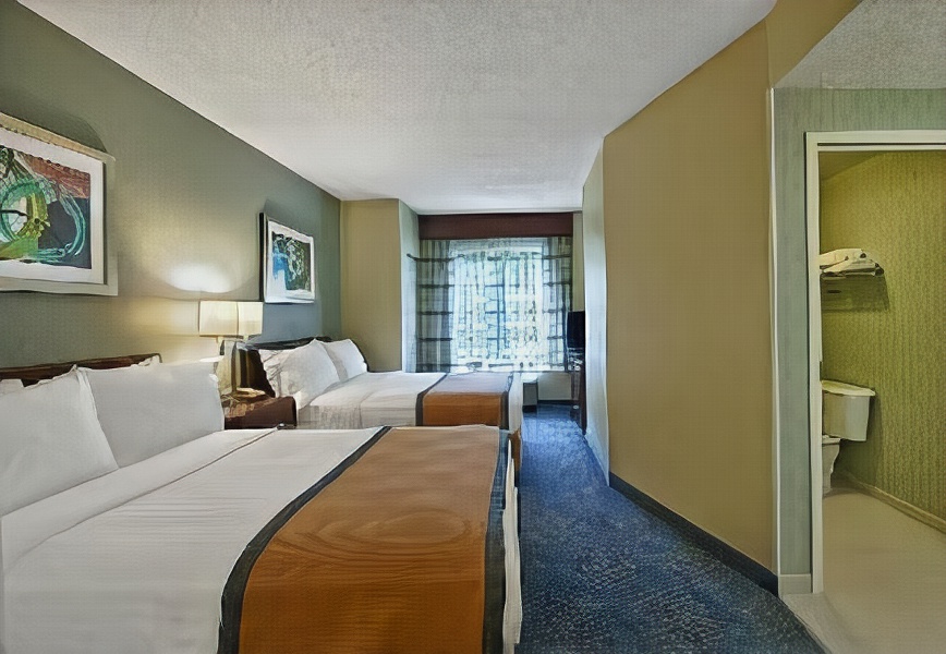 SpringHill Suites Manchester-Boston Regional Airport