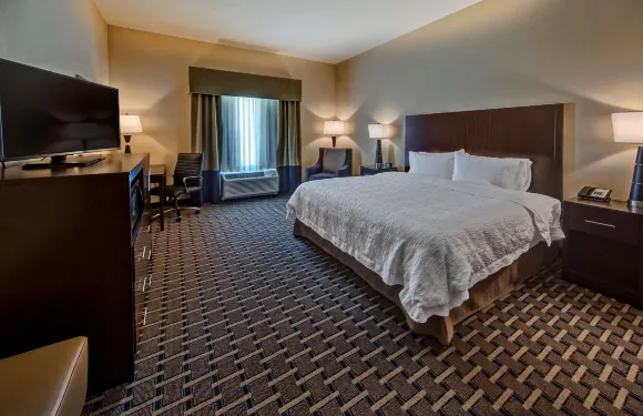 印第安諾拉, 密西西比歡朋酒店