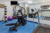 Days Inn by Wyndham Bernalillo - Gym