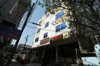 FabHotel Csfc Near Bhopal Railway Station Hotels near Taj-ul-Masjid