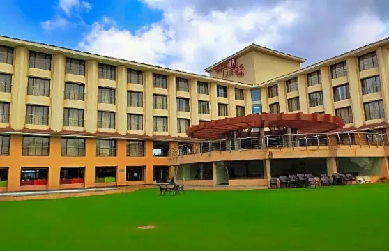 阿卡爾上議院酒店