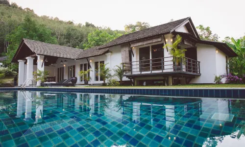 Koyao Bay Pavilions - Beach Resort and Pool Villas
