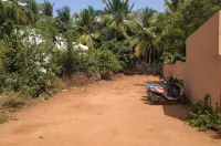 The Bodhi Villa Hotels in Edayanchavadi