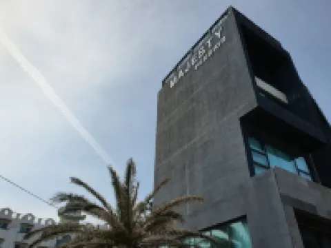 Jeju Majesty Pension Hoteles en Hallim Park/Hyeopjae Beach