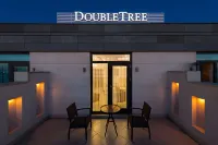 Doubletree by Hilton Van